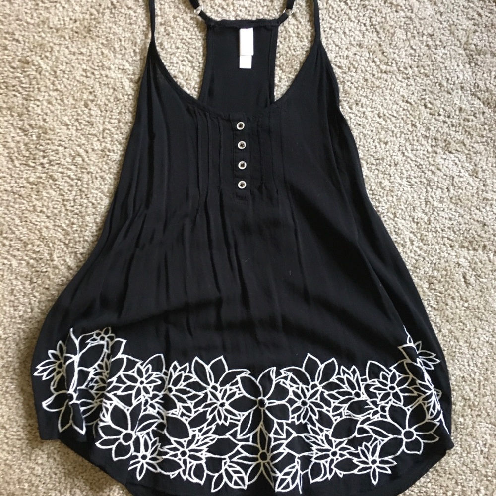 Black tank with flowers